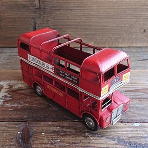 レトロな雰囲気　ブリキ細工　ロンドンバス