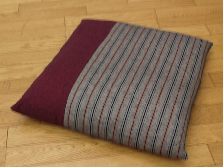 red floor cushion