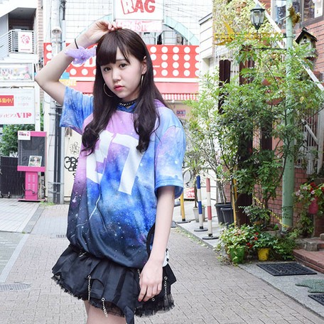27半袖パーカー 宇宙柄 ギャラクシー 原宿系 青文字系 ゆめかわ 個性的 Acdc Acdcragの商品ページ 卸 仕入れサイト スーパーデリバリー 27半袖パーカー 宇宙柄 ギャラクシー 原宿系 青文字系 ゆめかわ 個性的 Acdc Acdcragの商品ページ 卸 仕入れサイト スーパーデリバリー