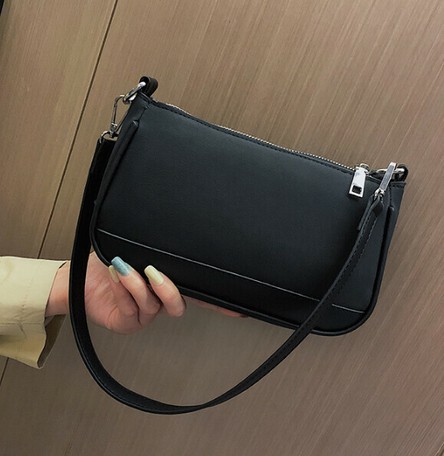 バッグ 鞄 肩掛け 斜め掛け レディース Classic おしゃれ レジャー シンプル 韓国風の商品ページ 卸 仕入れサイト スーパーデリバリー