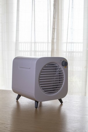 保冷剤いれて 柔らかい涼しいそよ風 ポータブルパーソナルクーラー 冷風機 の商品ページ 卸 仕入れサイト スーパーデリバリー