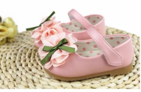 c baby shoes