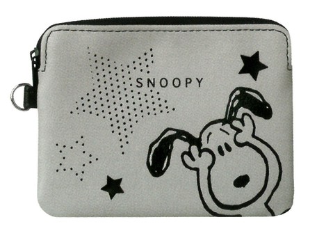 新作 Peanuts スヌーピー 小物入れパスケース パンチングスター の商品ページ 卸 仕入れサイト スーパーデリバリー