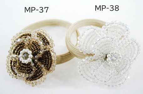 アクセサリー作家の手作り ビーズフラワーヘアゴム 花のビーズアクセサリー Floraの商品ページ 卸 仕入れサイト スーパーデリバリー アクセサリー作家の手作り ビーズフラワーヘアゴム 花のビーズアクセサリー Floraの商品ページ 卸 仕入れサイト スーパーデリバリー