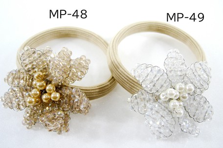 アクセサリー作家の手作り ビーズフラワーヘアゴム 花のビーズアクセサリー Floraの商品ページ 卸 仕入れサイト スーパーデリバリー アクセサリー作家の手作り ビーズフラワーヘアゴム 花のビーズアクセサリー Floraの商品ページ 卸 仕入れサイト スーパーデリバリー