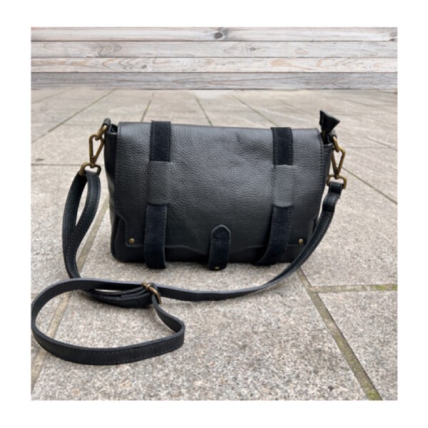 Shoulder Bag black Unisex | Import Japanese products at wholesale 