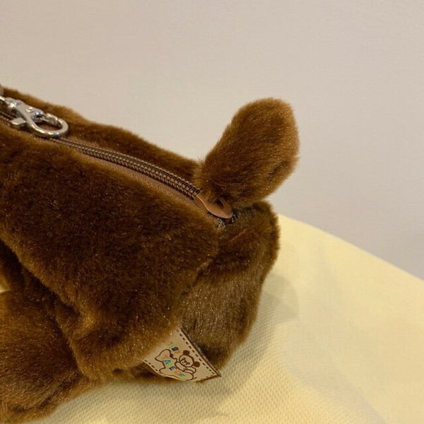 Animal/Fish Plushie/Doll Brown Otter | Import Japanese products at  wholesale prices - SUPER DELIVERY