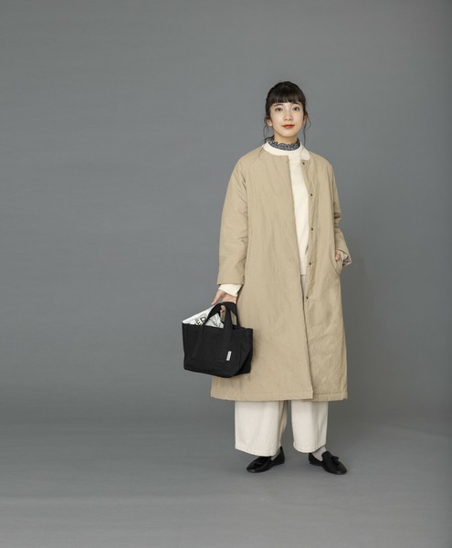 2024aw】中綿ノーカラーロングコートの商品ページ｜卸・仕入れサイト【スーパーデリバリー】