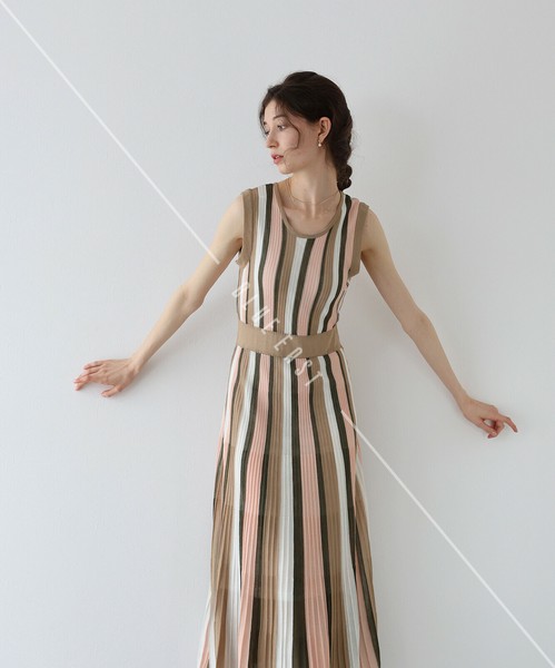 ストライプニットロングワンピース（半袖） 2024新作【ラメストライプニットワンピース】サマーニット