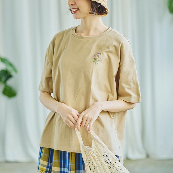 2025 新作】バック花柄プリントTシャツ 綿100％ ゆったり 前後差