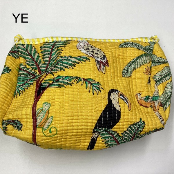 なっきー❗️ Pouch Knickknacks Small Case Set of 3 | Import Japanese