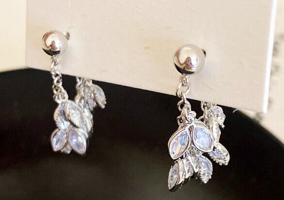 Pierced Earrings Resin Post Design 2Way Sparkle | Import