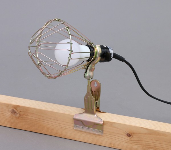 アイリスオーヤマ LEDワークライト LEDクリップライト屋内用強力クリップタイプ40形相当 / 電化製品 生活家電 ライト・照明 電球・蛍光灯